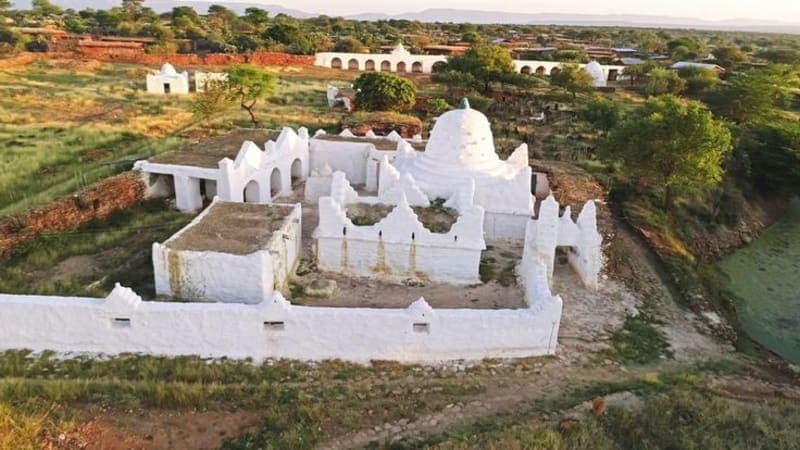 Dire Sheikh Hussein Shrine